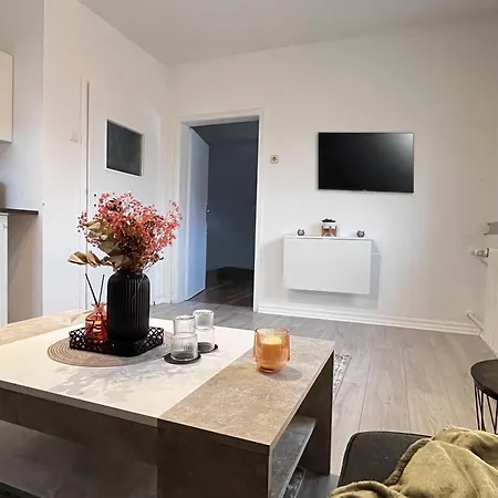 Flattyone Ruhrgebiet - Schlafkomfort Und Anbindung - Neu Renoviert Бохум Экстерьер фото