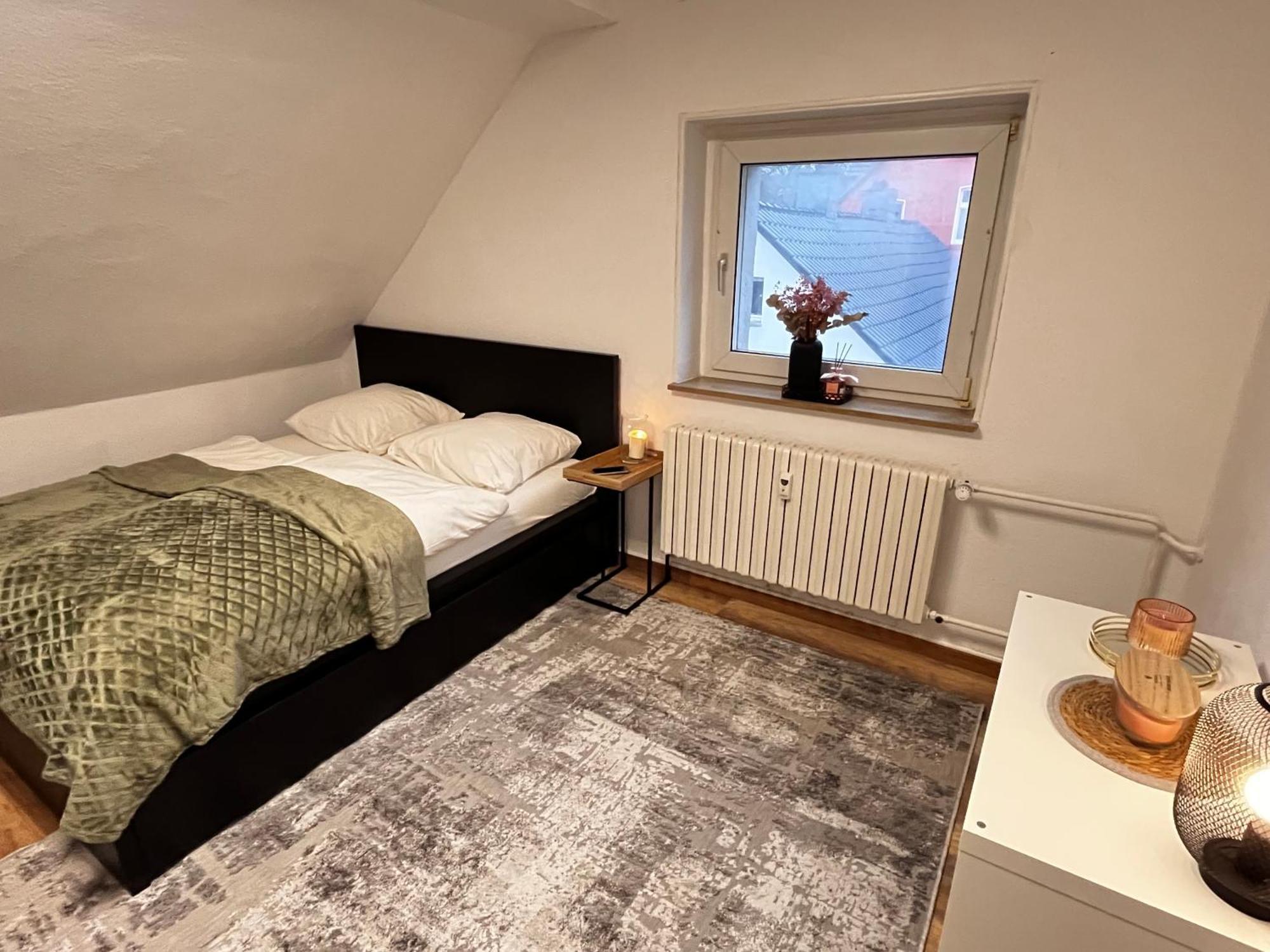 Flattyone Ruhrgebiet - Schlafkomfort Und Anbindung - Neu Renoviert Appartement Bochum
