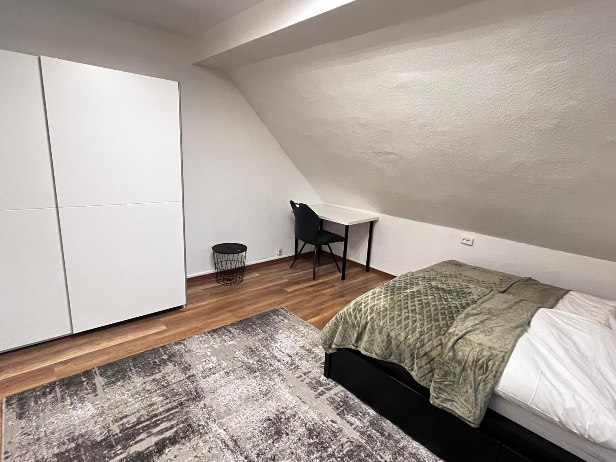 Flattyone Ruhrgebiet - Schlafkomfort Und Anbindung - Neu Renoviert Appartement