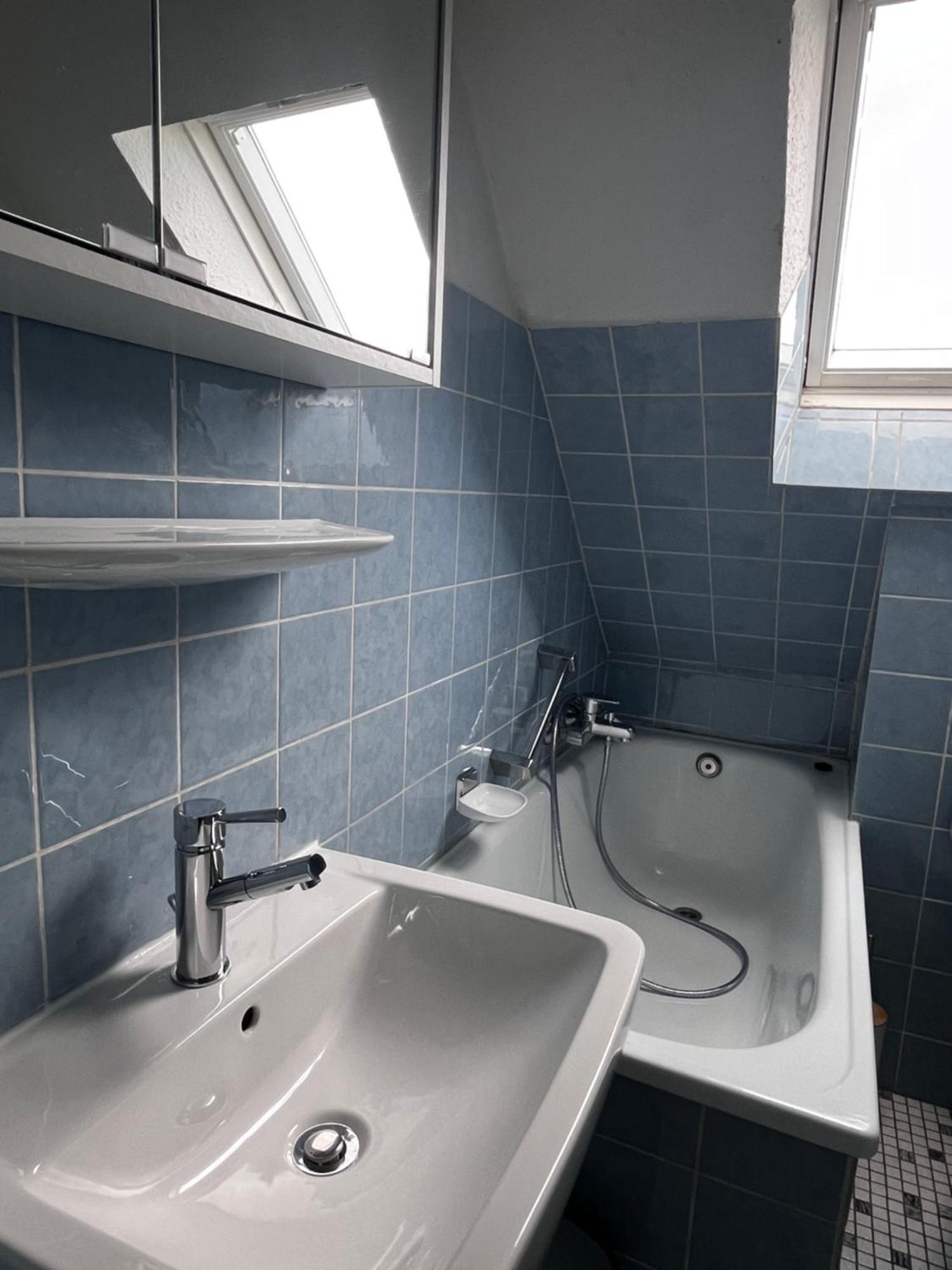 Flattyone Ruhrgebiet - Schlafkomfort Und Anbindung - Neu Renoviert * Bochum